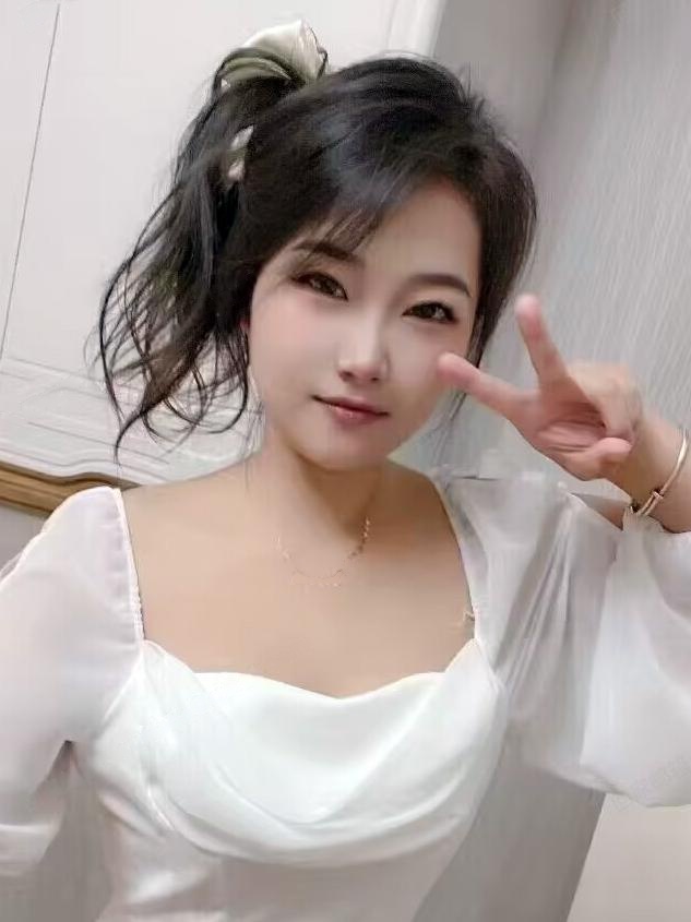 服务控天蛾姐姐