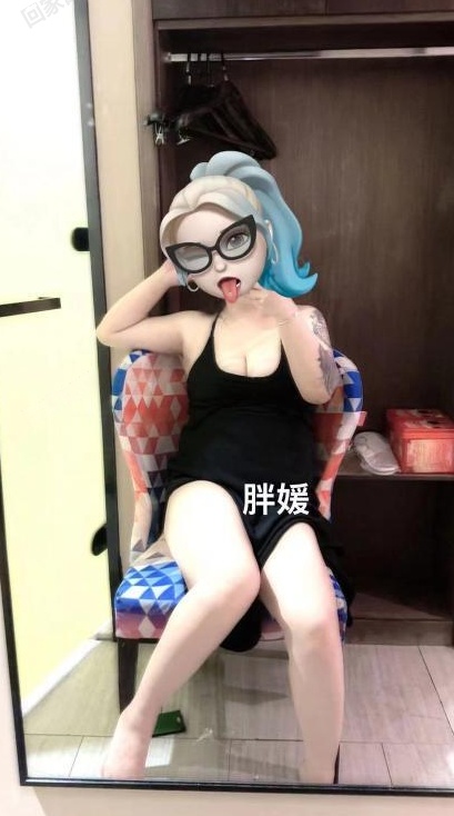微坦妹子