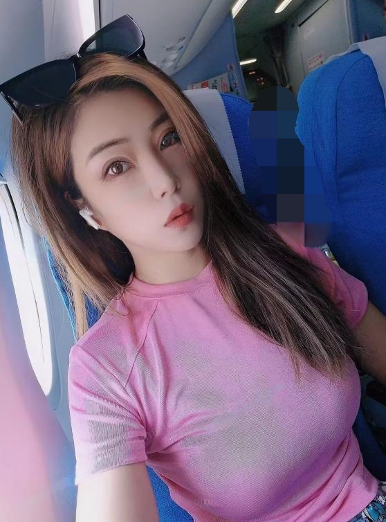 刚回来的小少妇