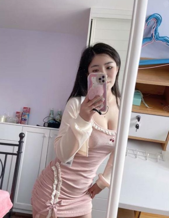 徐汇区御姐大胸妹