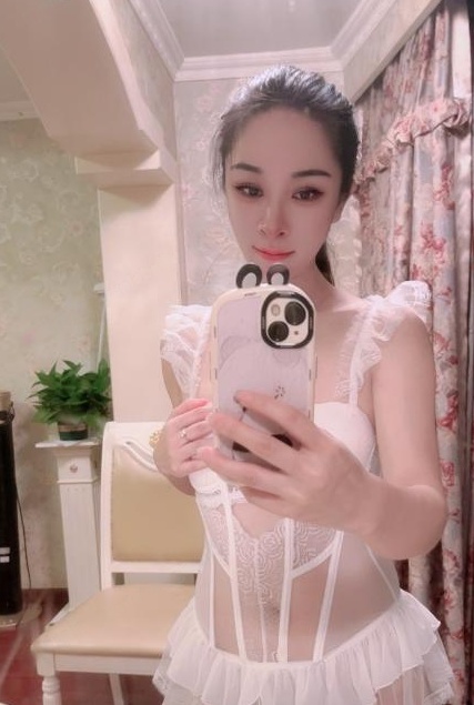 上城新风瑜伽教练