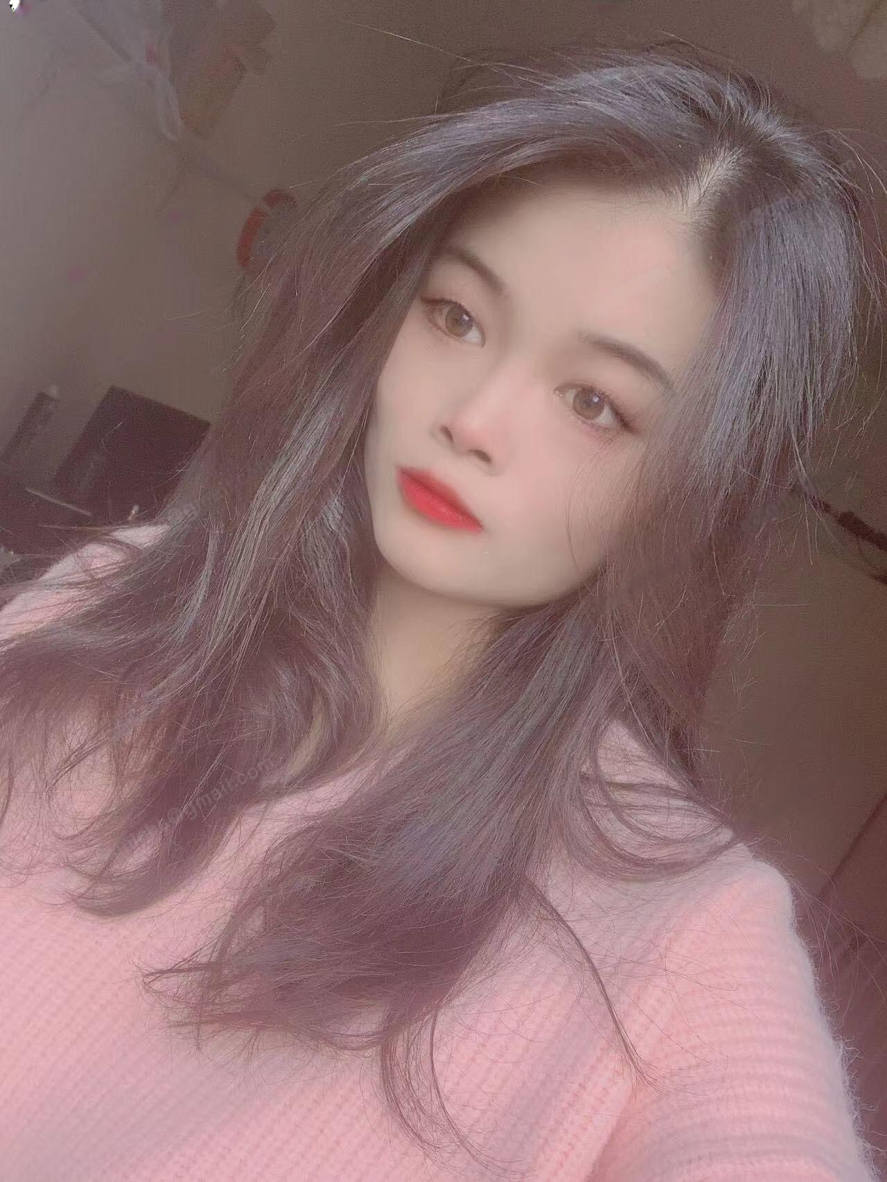 中华门鲜嫩巨乳妹