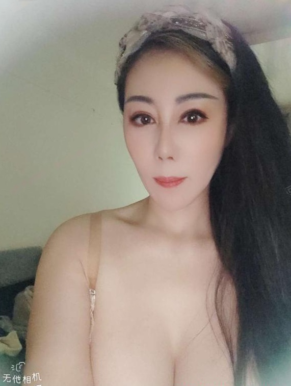 青羊骚妇丽妃