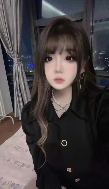 萝莉翘臀媛媛