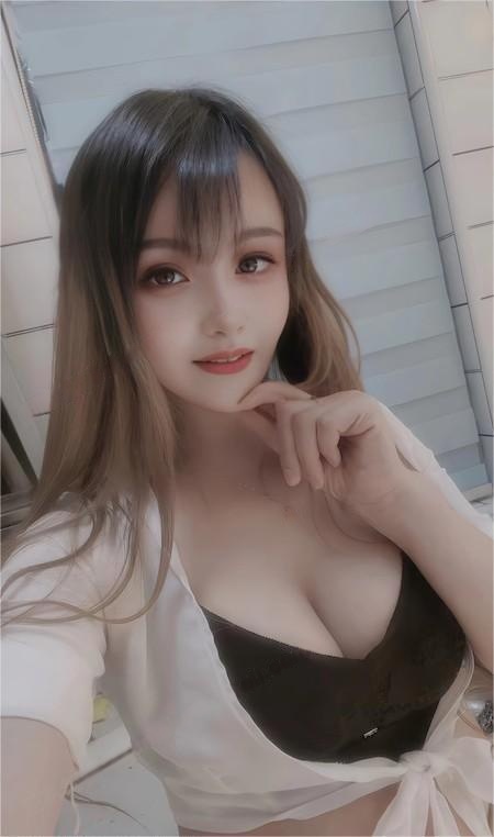 成都颜值不错的小雨