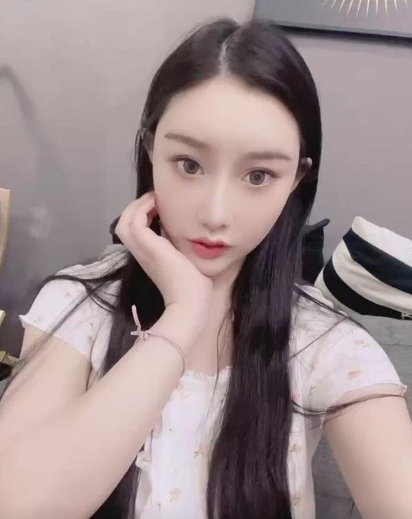 体验南开奥城大胸妹妹