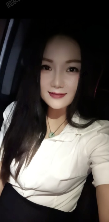 光谷前凸后翘