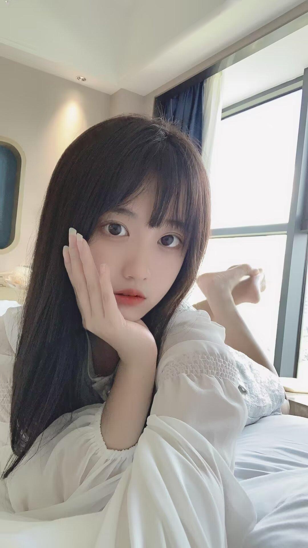 温柔可爱小美女