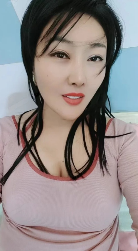 欲求不満少妇黄咪