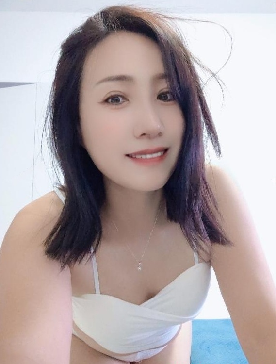 服务流肥臀熟女