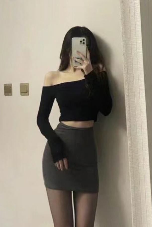 美腿玉足小骚货
