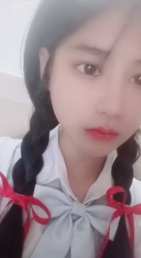 新街口00后嫩妹妹