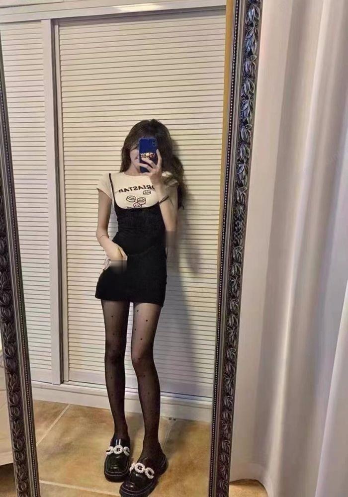 北国夜猫小可爱