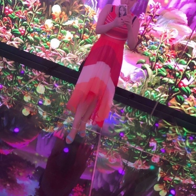 中南服务型少妇