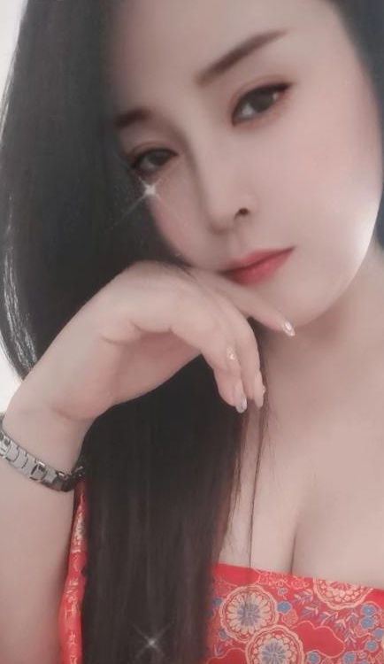 大奶老妹甜甜