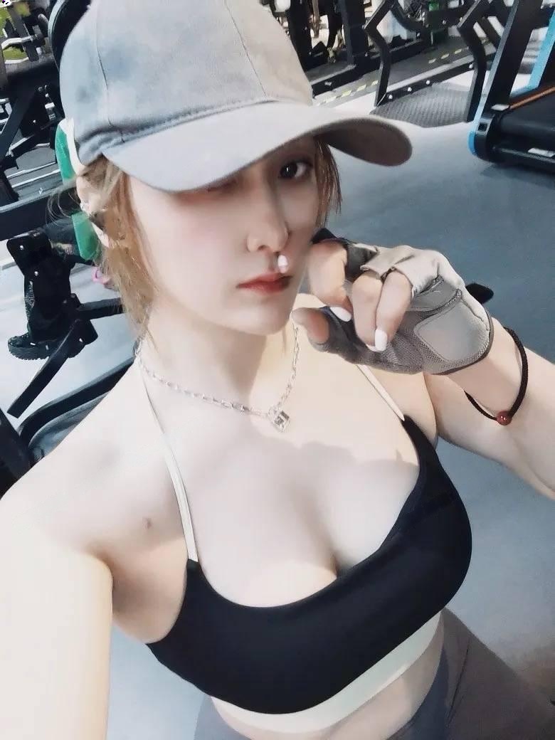 天津妞妞丰满少妇