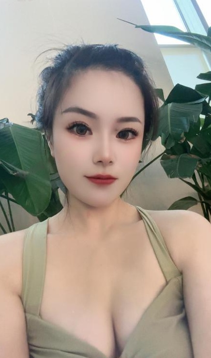 居家D奶小姐姐