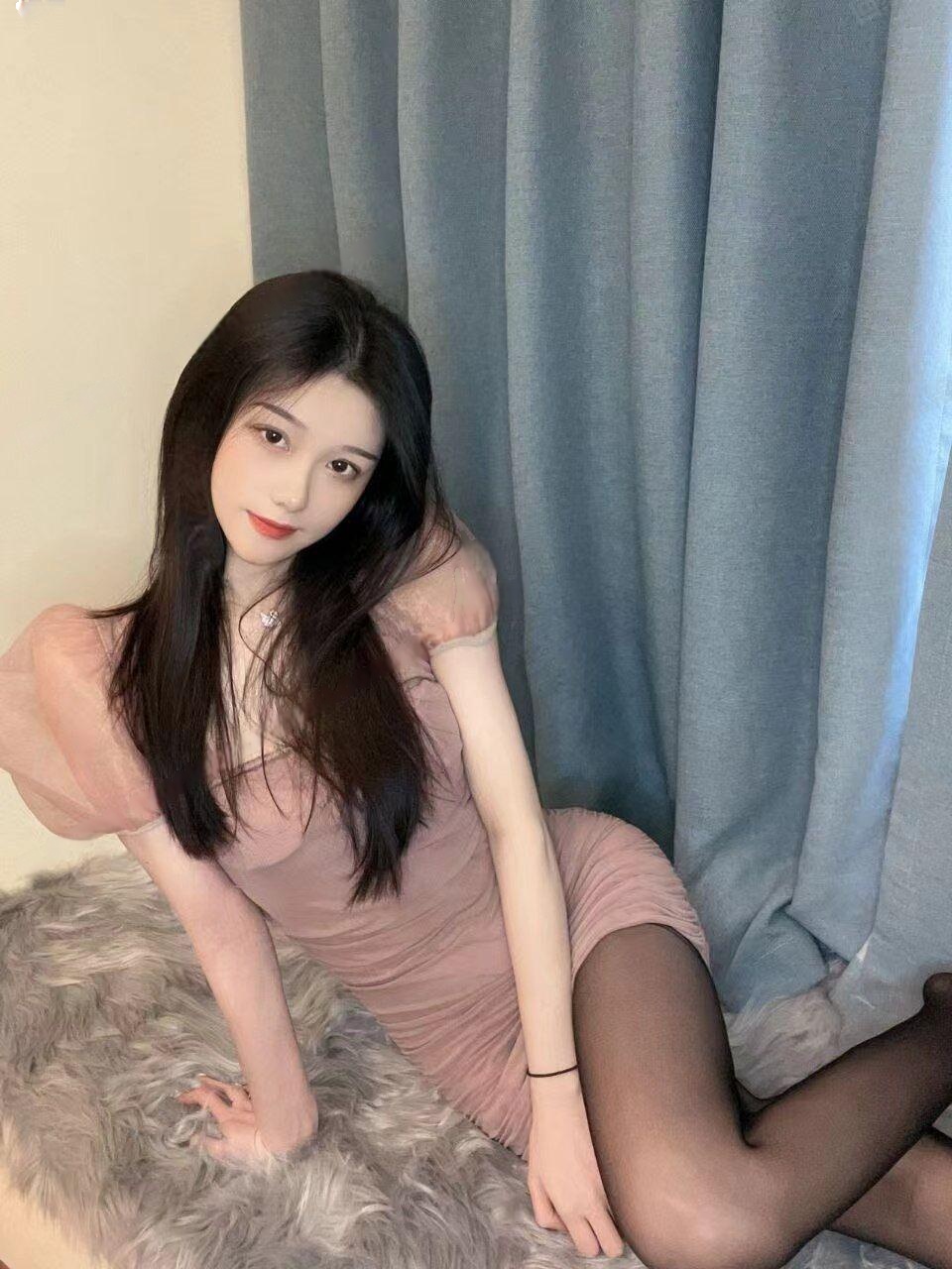 软软糯糯的骚妹子