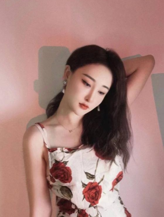 清纯甜美兼职老师