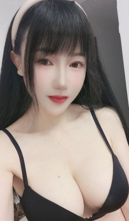 广州舌吻胸模可儿