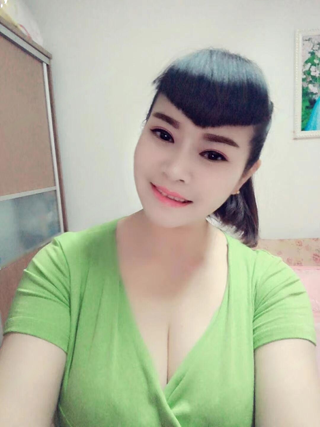 户部街大奶牛荷花