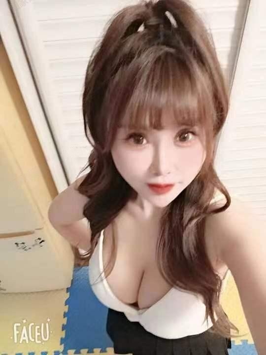 立水桥水嫩小白妹子