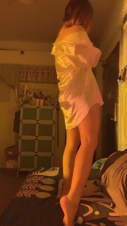 张家边性感妹子