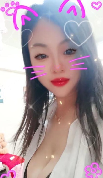 武汉大胸骚少妇