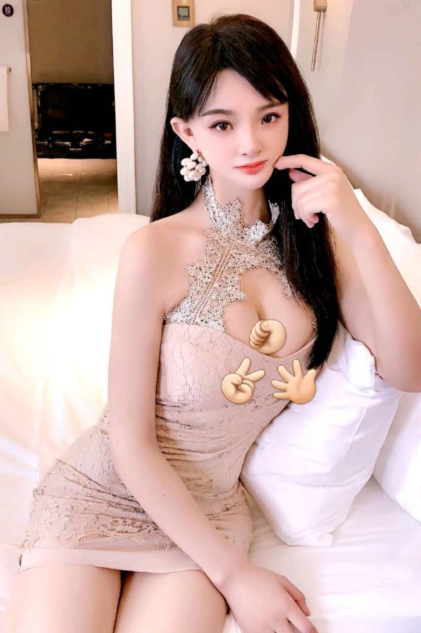 制服诱惑米娅妹子