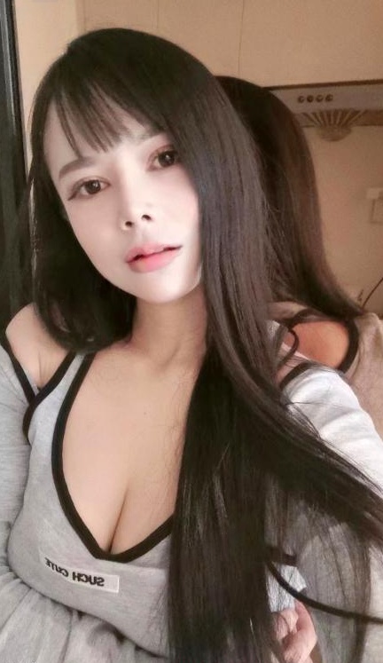 四川小姐姐在江宁