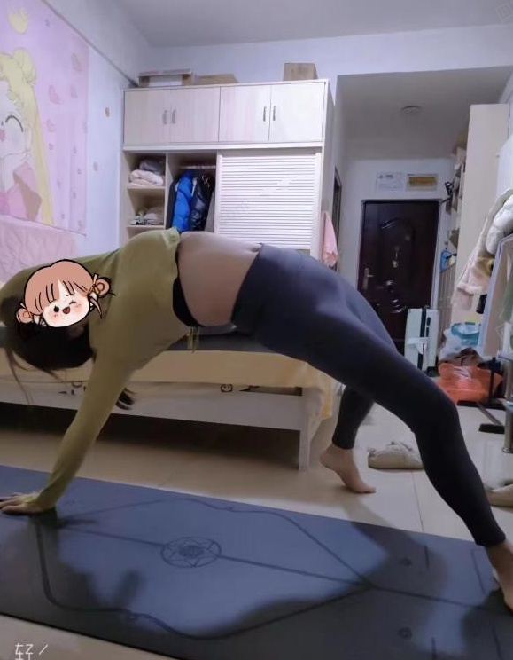 园区浪女洛娇
