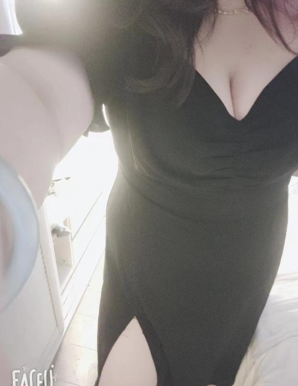 吴中大胸妹