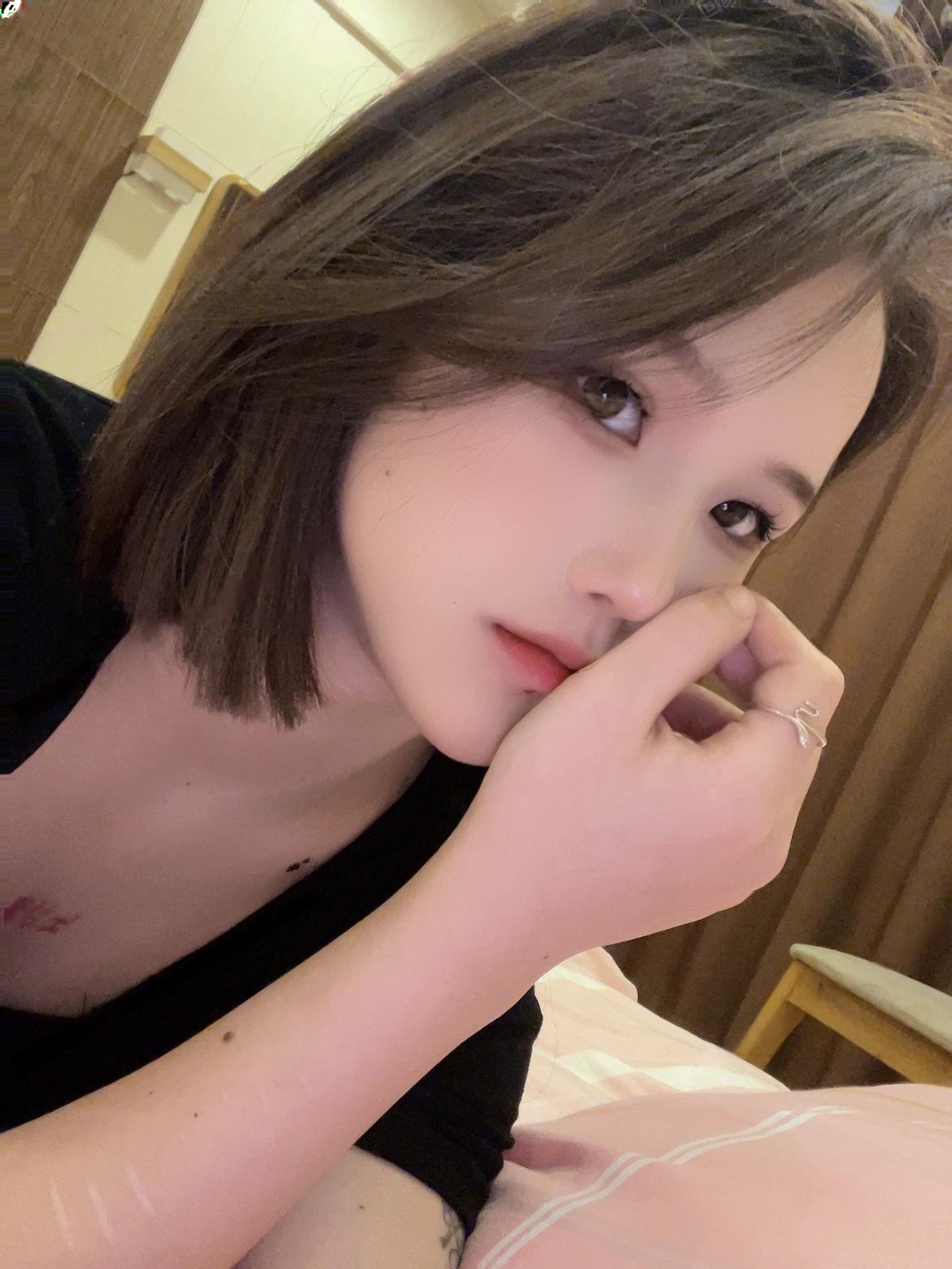 包河小梦三点粉00后