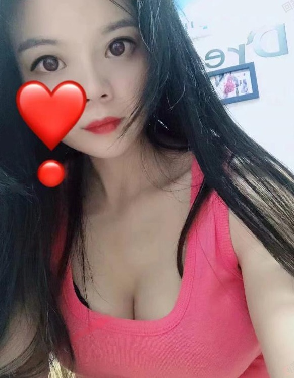 铁机路大胸萌宝