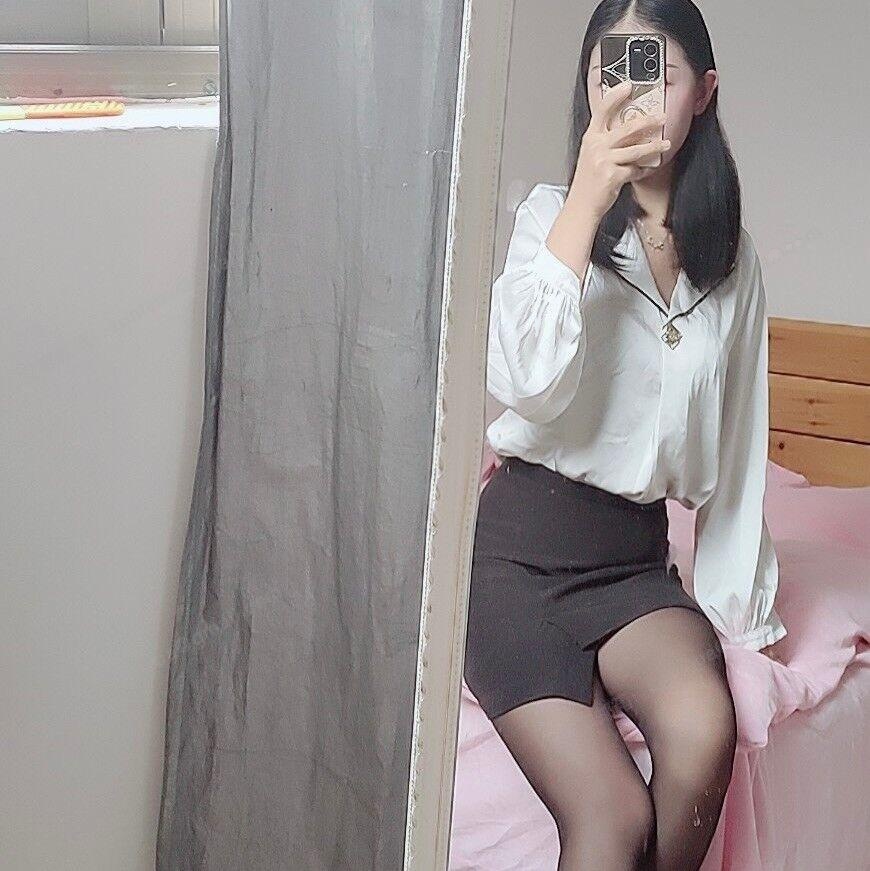 一个昆山千灯妹子