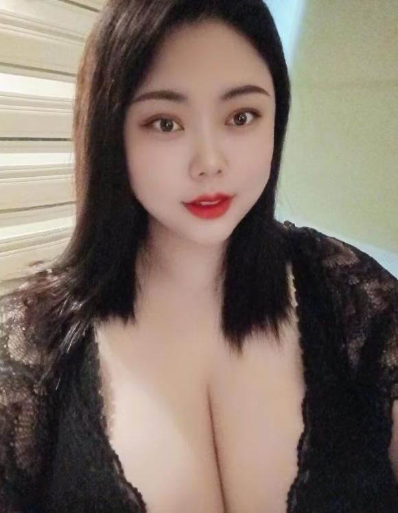 F奶骚货