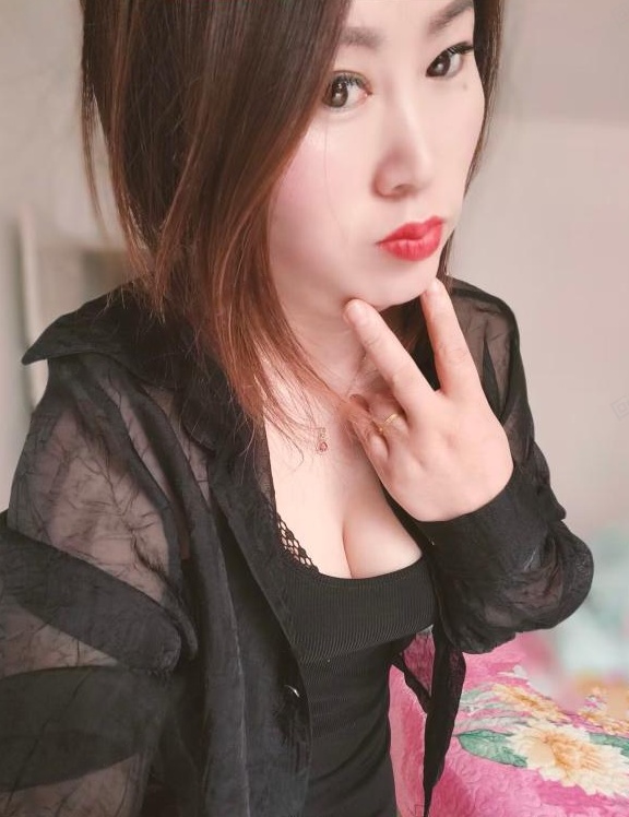 姚家性价比熟女