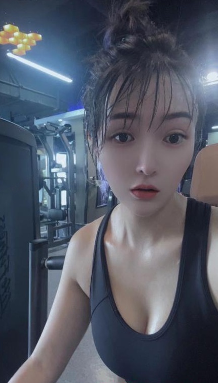 健身女孩娜娜