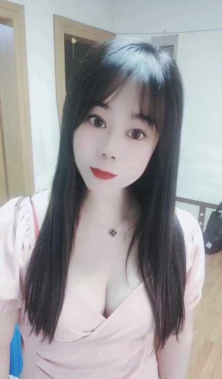 很润很滑小少妇