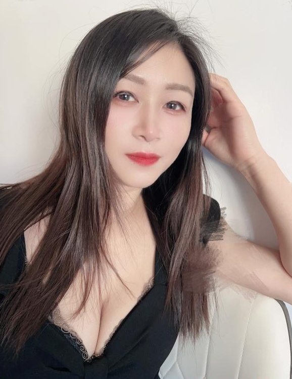 丰腴肥臀骚妇阳阳