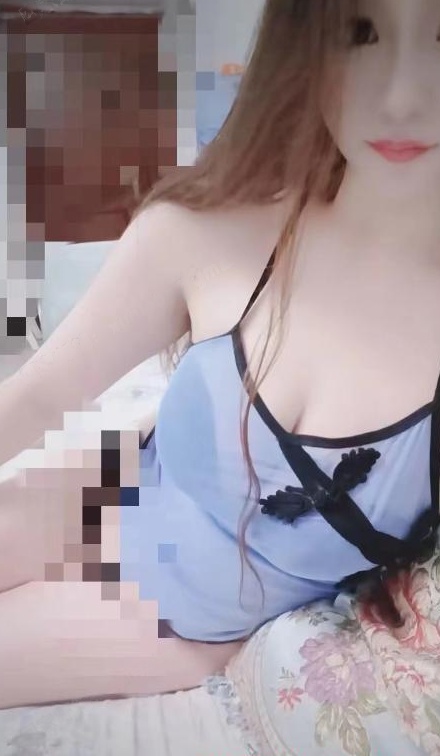 马达臀小雯