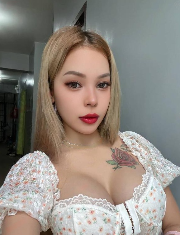 隆胸巨乳全套服务