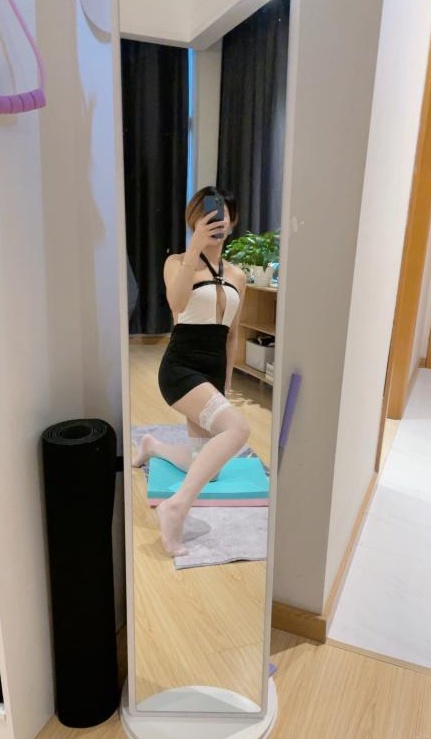 短发服务系寒冰