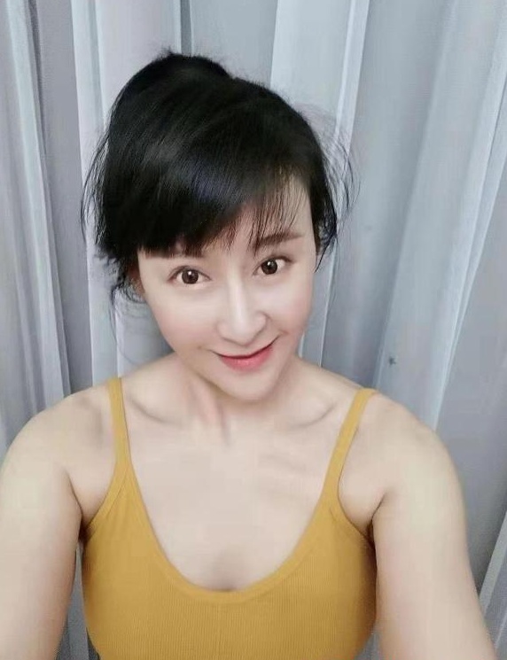 武汉少妇草莓可儿