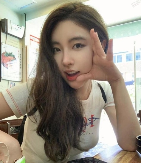白虎小妹