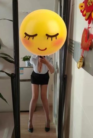 大长腿风骚熟女