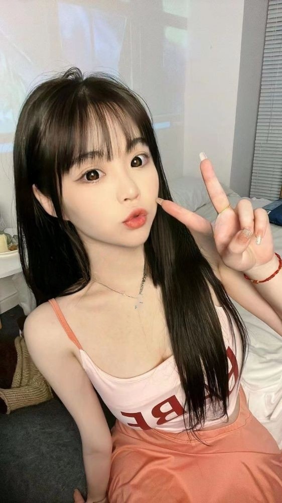武汉小女神