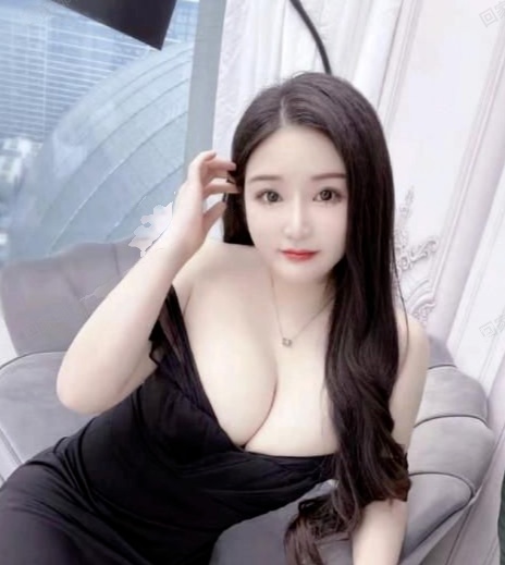 菲菲幼师大奶瓶