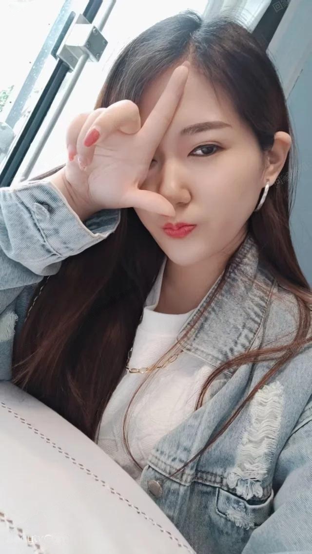 舌吻拉满少妇