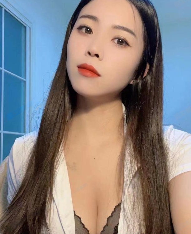 丝袜小姐姐